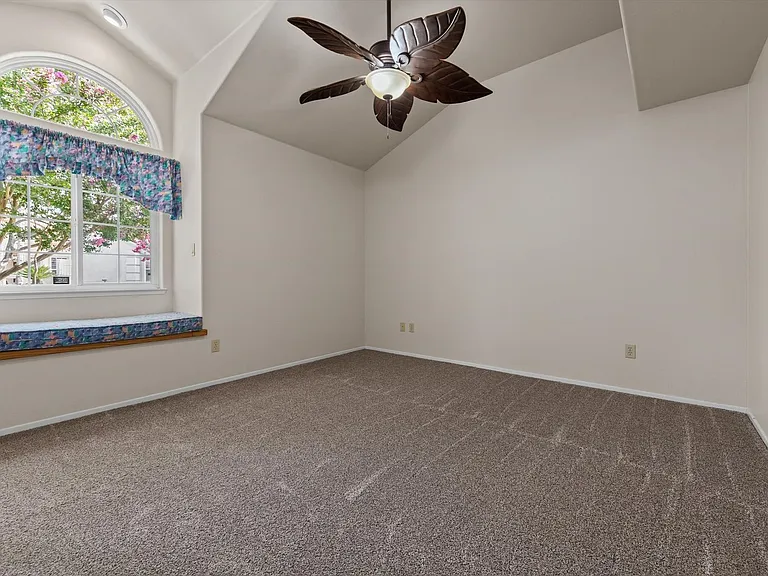 6016 Kings Canyon Dr — Photo 31