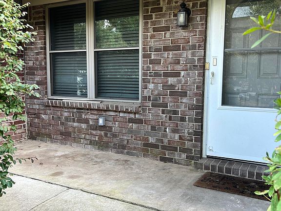 2nd image of 2723 Stivers Blvd