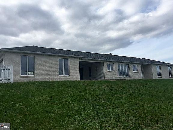 2nd image of 732 Wynonah Dr