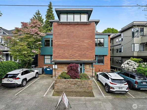 612 Malden Avenue E, Seattle, WA 98112