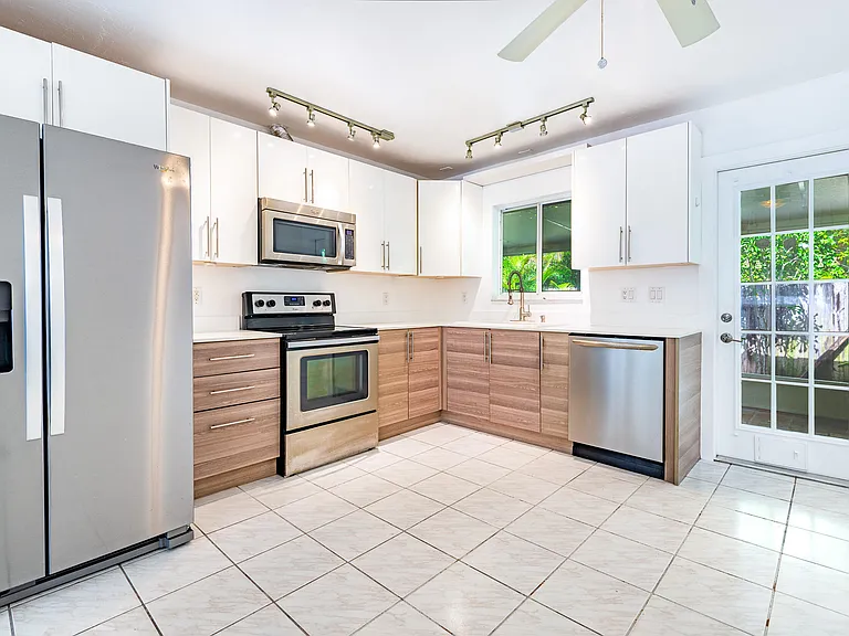 2501 Taylor St #C — Photo 7