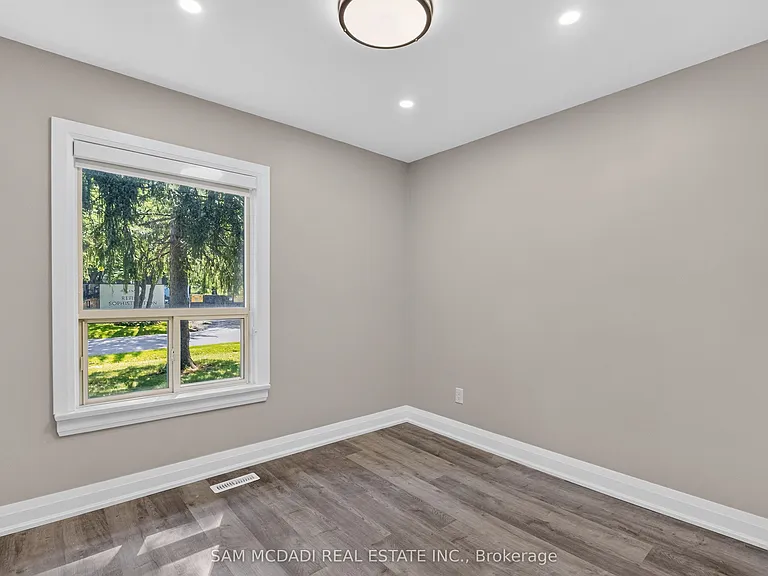 1153 Mona Rd — Photo 6