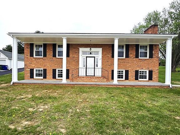 4th image of 290 Briarwood Dr SW