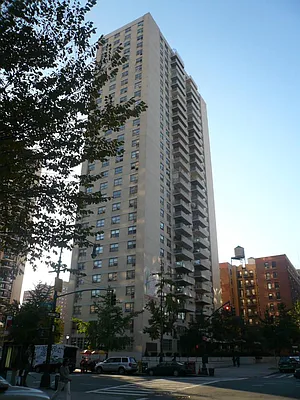 Rented by Town Residential | media 4