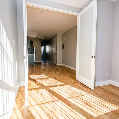 Rented by Nooklyn NYC LLC | media 45