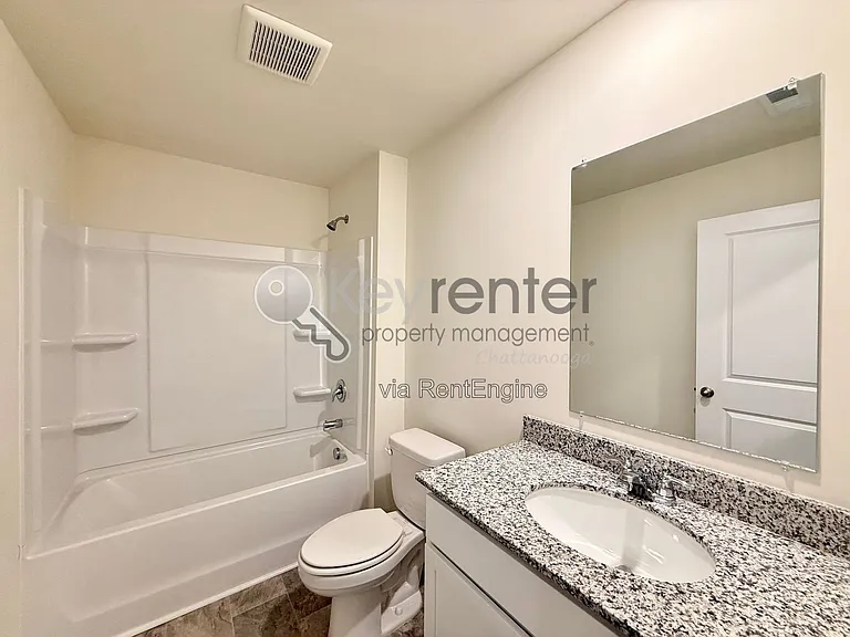 81 Draft St — Photo 16