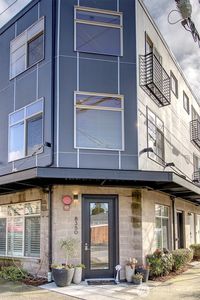 8350 28th Avenue NW, Seattle, WA, 98117