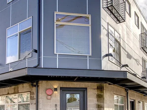 8350 28th Avenue NW, Seattle, WA 98117