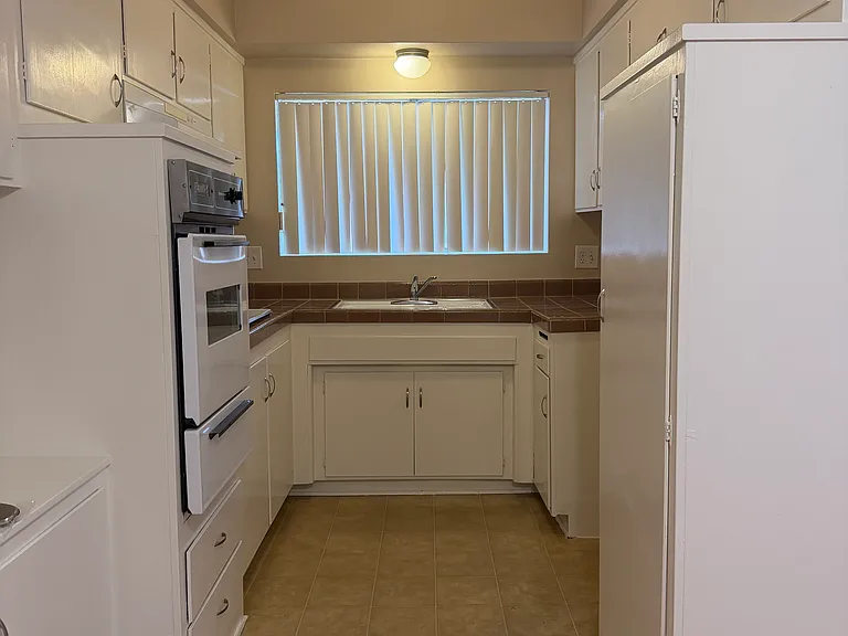 4425 Ocean View Blvd #19 — Photo 6