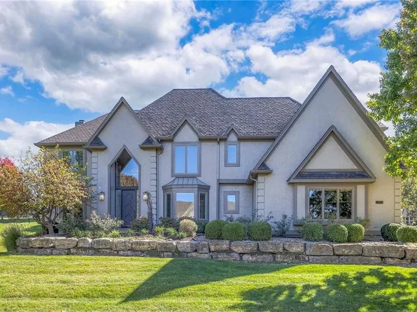 13803 Goodman St, Overland Park, KS 66223