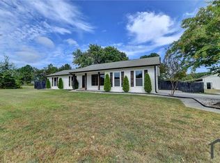 795 Cooper Rd, Grayson, GA 30017