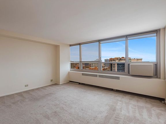 4th image of 3950 N Lake Shore Dr APT 2004