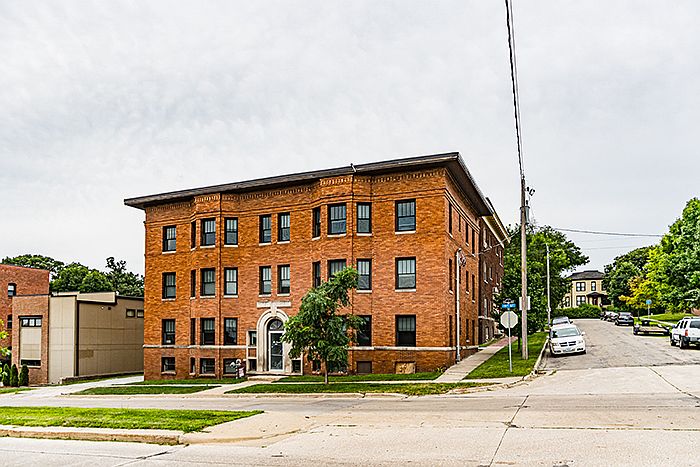 1st image of 718 15th St APT 5