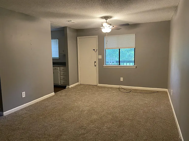 176 Gate St #1 — Photo 8