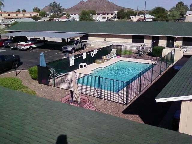 2 bed, 798 sqft, $1,200 — Photo 4