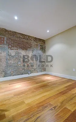 Rented by Bold New York | media 58