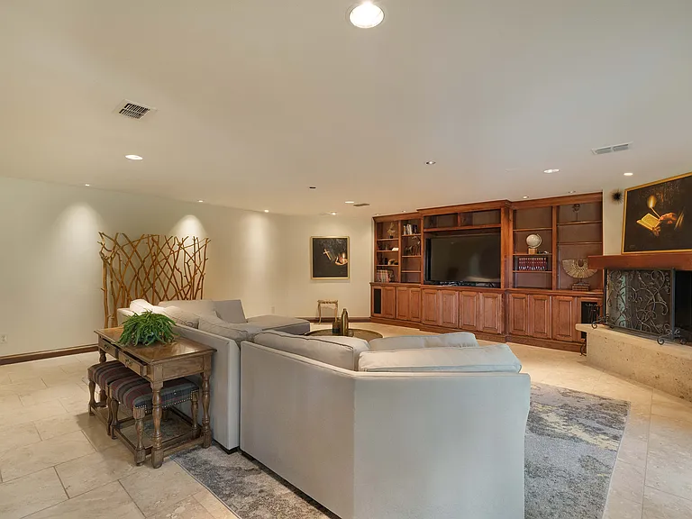 15805 Buddy Ave — Photo 15