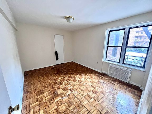 3rd image of 143-36 Barclay Ave #6K