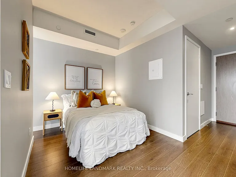 215 Queen St W #1603 — Photo 11