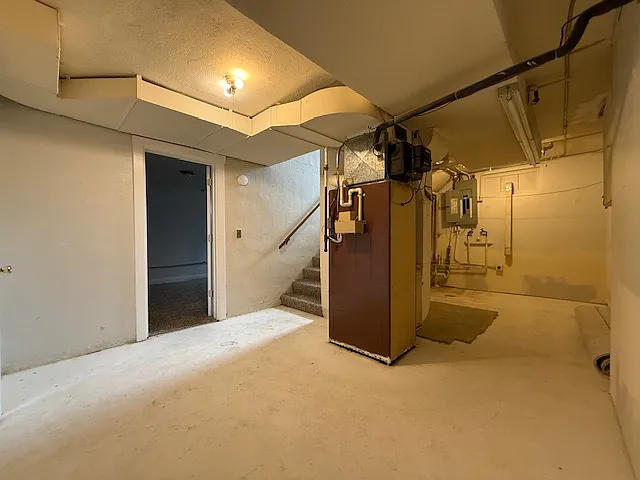 4006 N Addison St — Photo 14