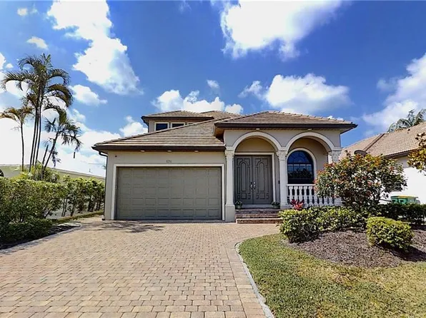 576 97th AVE N, NAPLES, FL 34108