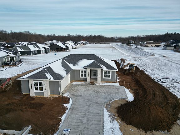5th image of 21157 Hallton Dr
