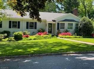 18 Barnsdale Rd, Madison, NJ 07940