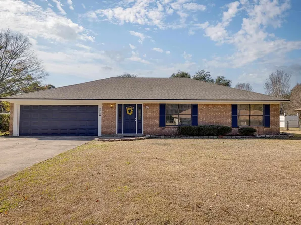 5708 Bay Oaks Dr, Monroe, LA 71203