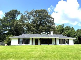 106 Tanglewood Rd, Natchez, MS 39120