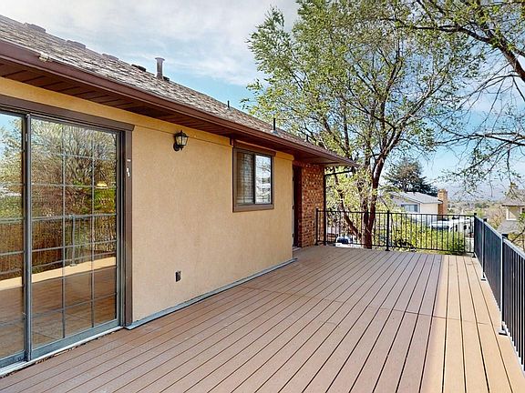 5th image of 10924 S Pleasant View Dr