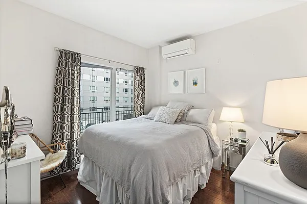 Rented by Carnegie Management Inc | media 5