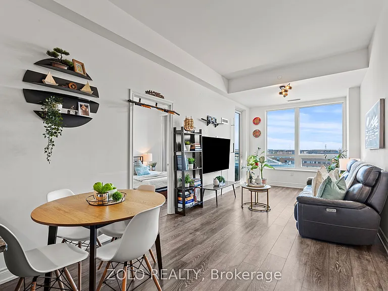 1050 Main St E #618 — Photo 12