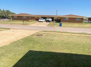 416 Chickasaw Trl, Foss, OK 73647