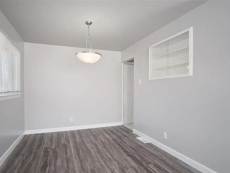1031 Highmont Dr — Photo 5