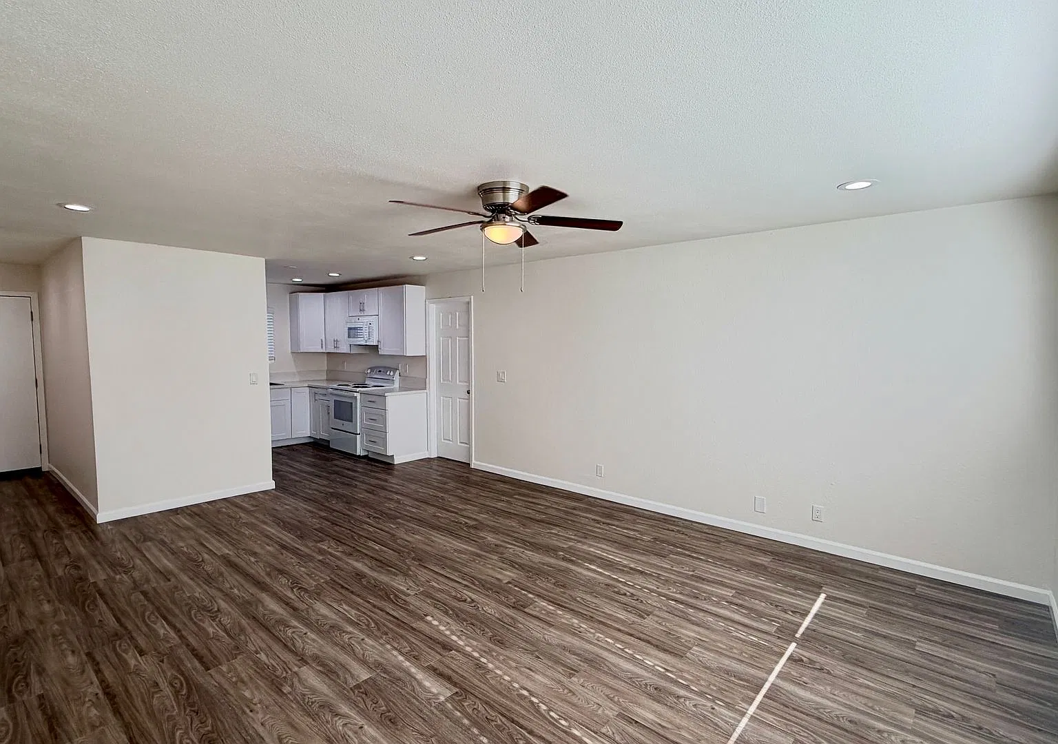 Northwood Gardens Apartments — Photo 2