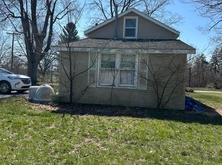 35 Lawton St, Coldwater, MI 49036