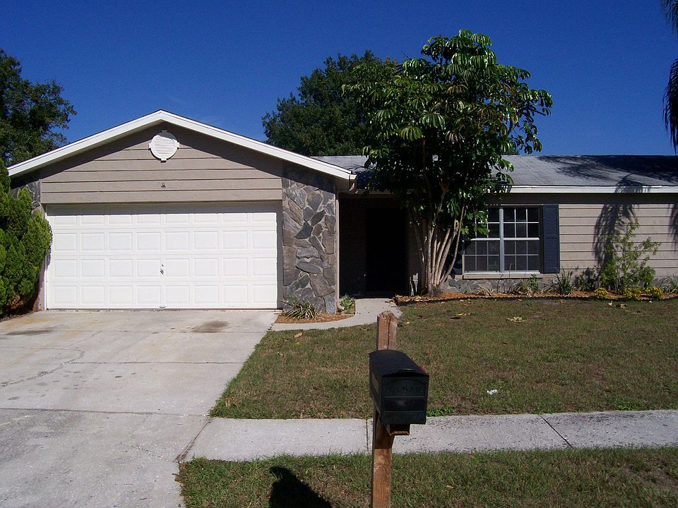 1st image of 11212 Fiddlewood Dr