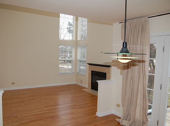 5th image of 11 Meadow Ct