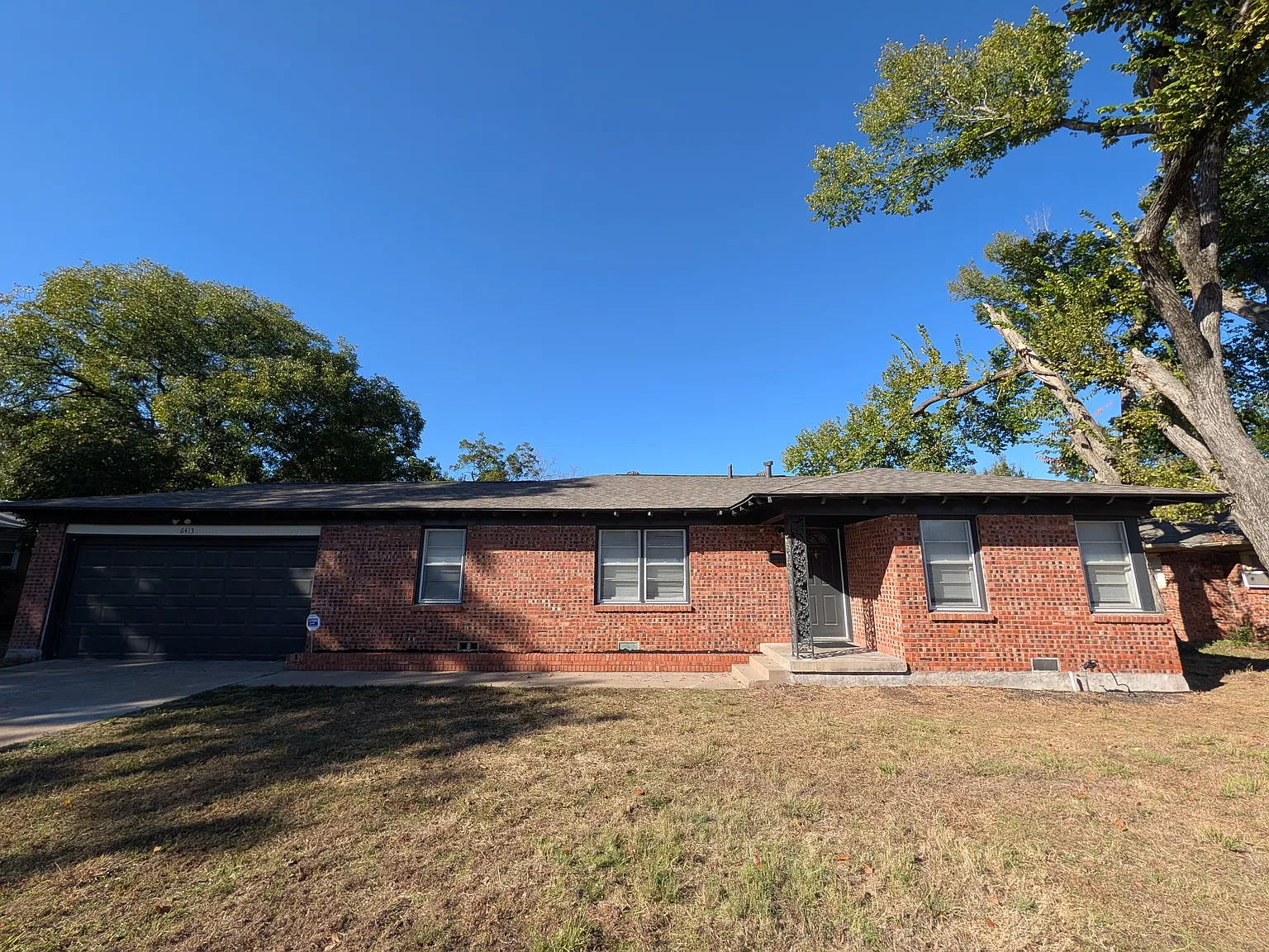 6413 Lambeth Ln Fort Worth TX 76112 — Photo 1