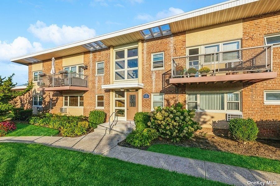 Ocean Harbor Club 4 Rose St Oceanside NY Zillow