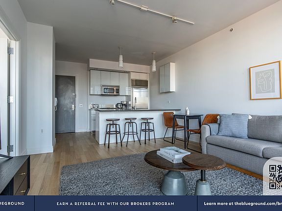4th image of 550 W 54th St APT 27K