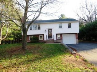 1584 Manchester Rd, Glastonbury, CT 06033