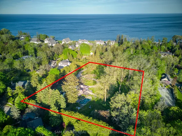 1475 Lakeshore Rd E, Oakville, ON L6J 1L9
