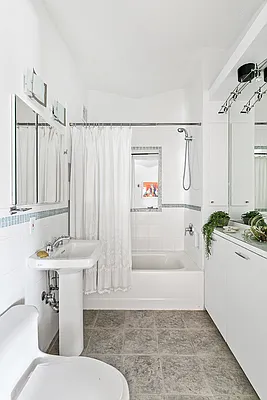 Sold by Compass | media 9