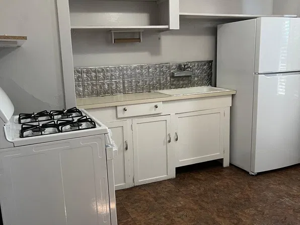 906 McKinstry St #B, Napa, CA 94559