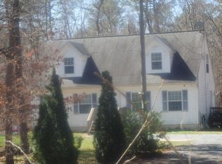 105 Goldenrod Ln, Egg Harbor Township, NJ 08234