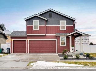 1015 N Viewmont Rd, Greenacres, WA 99016