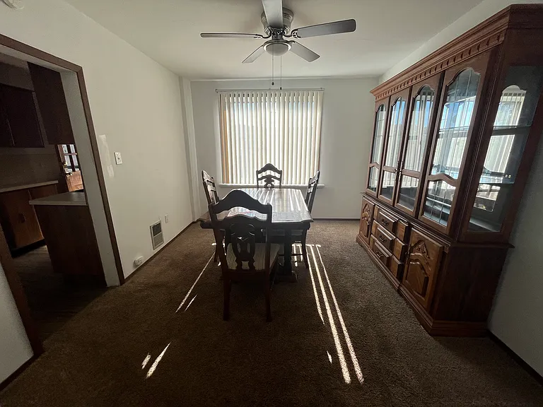 3264 Parkview Ave — Photo 8