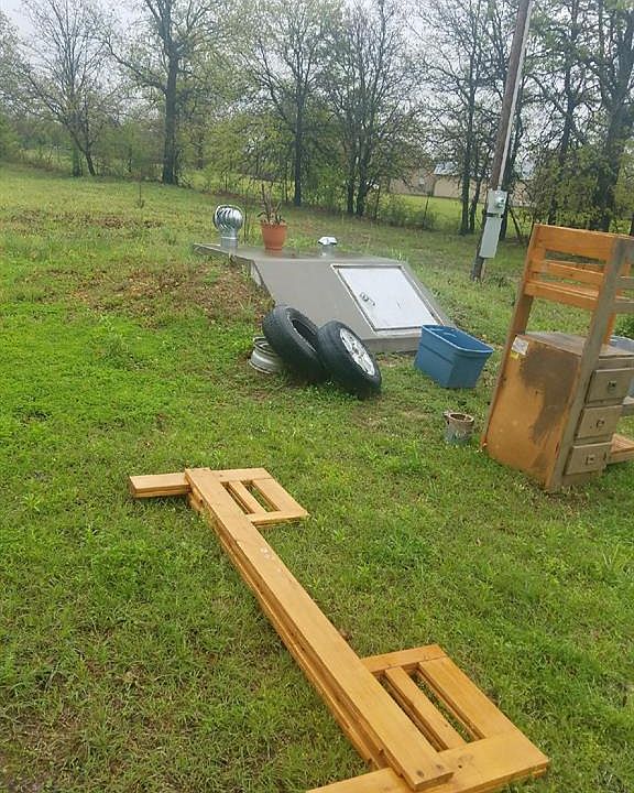 2nd image of 401036 E 1086th Rd