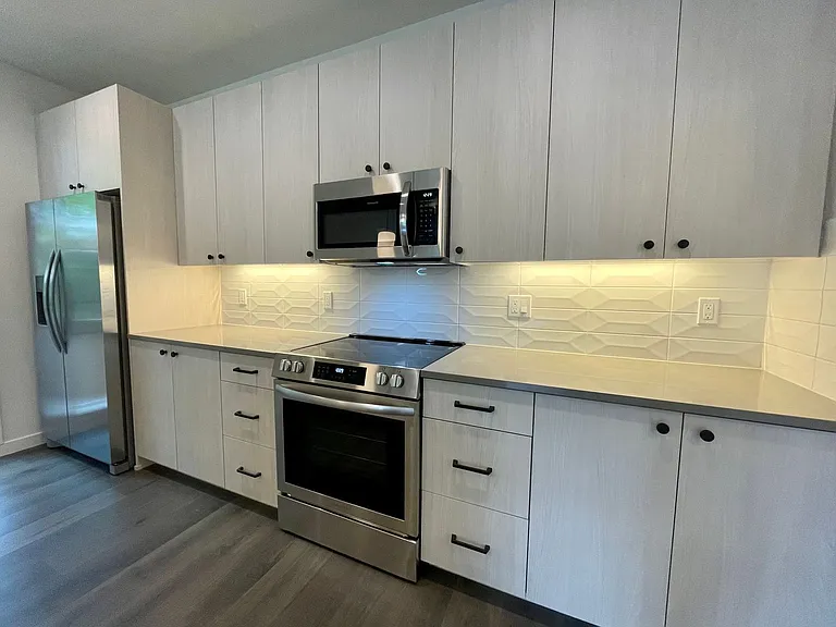 601 SE Spokane St #201 — Photo 13
